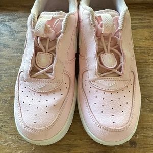 DS NIKE FORCE 1 TOGGLE PINK